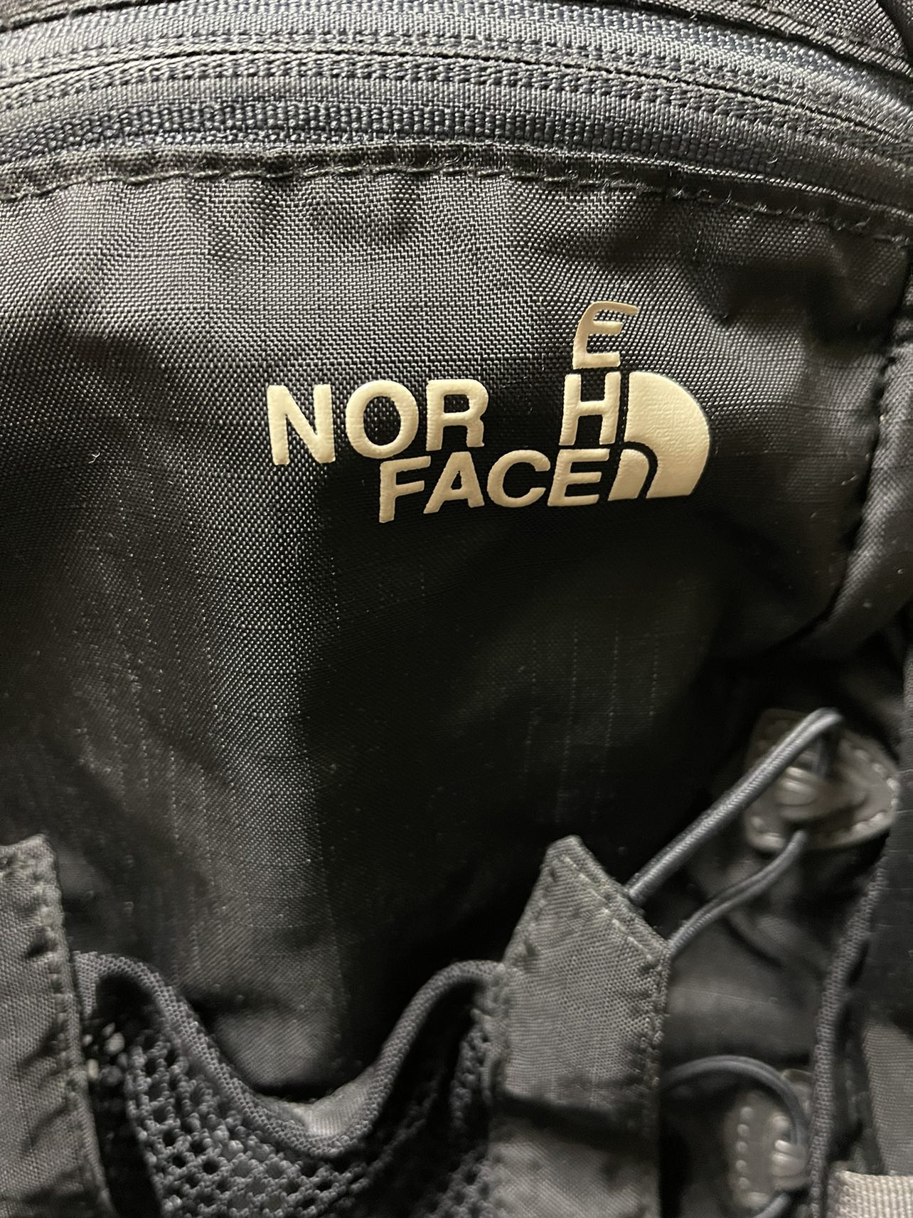 THE NORTH FACE リュックサックの写真3枚目