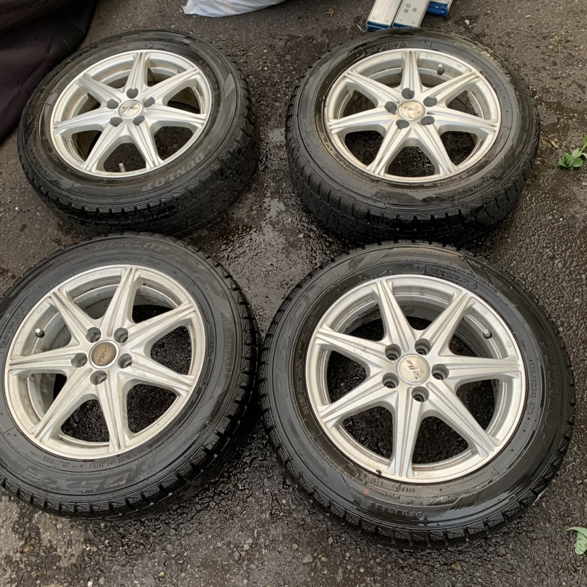 スタッドレス　タイヤ　4本　ホイール付　デジタイヤ　185/65R15 88Q