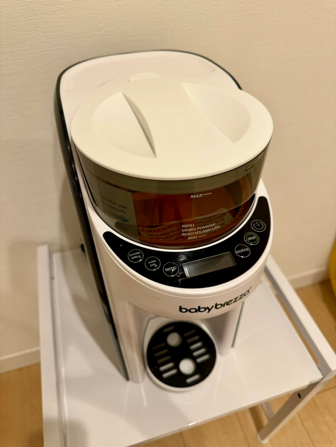 Baby brezza 自動ミルクメーカーの写真4枚目