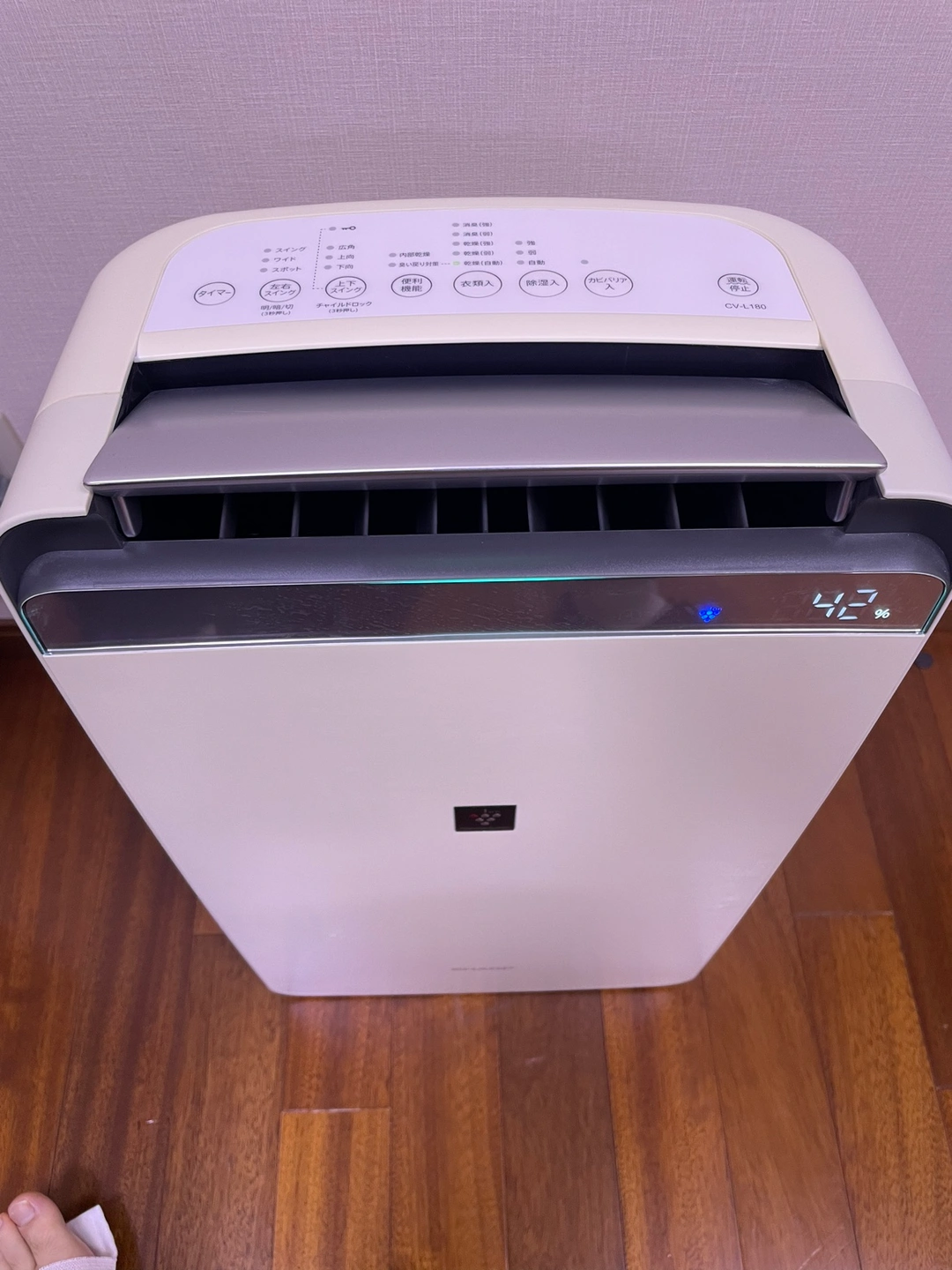 シャープ 衣類乾燥機 除湿機 18L / CV-L180-Wの写真2枚目