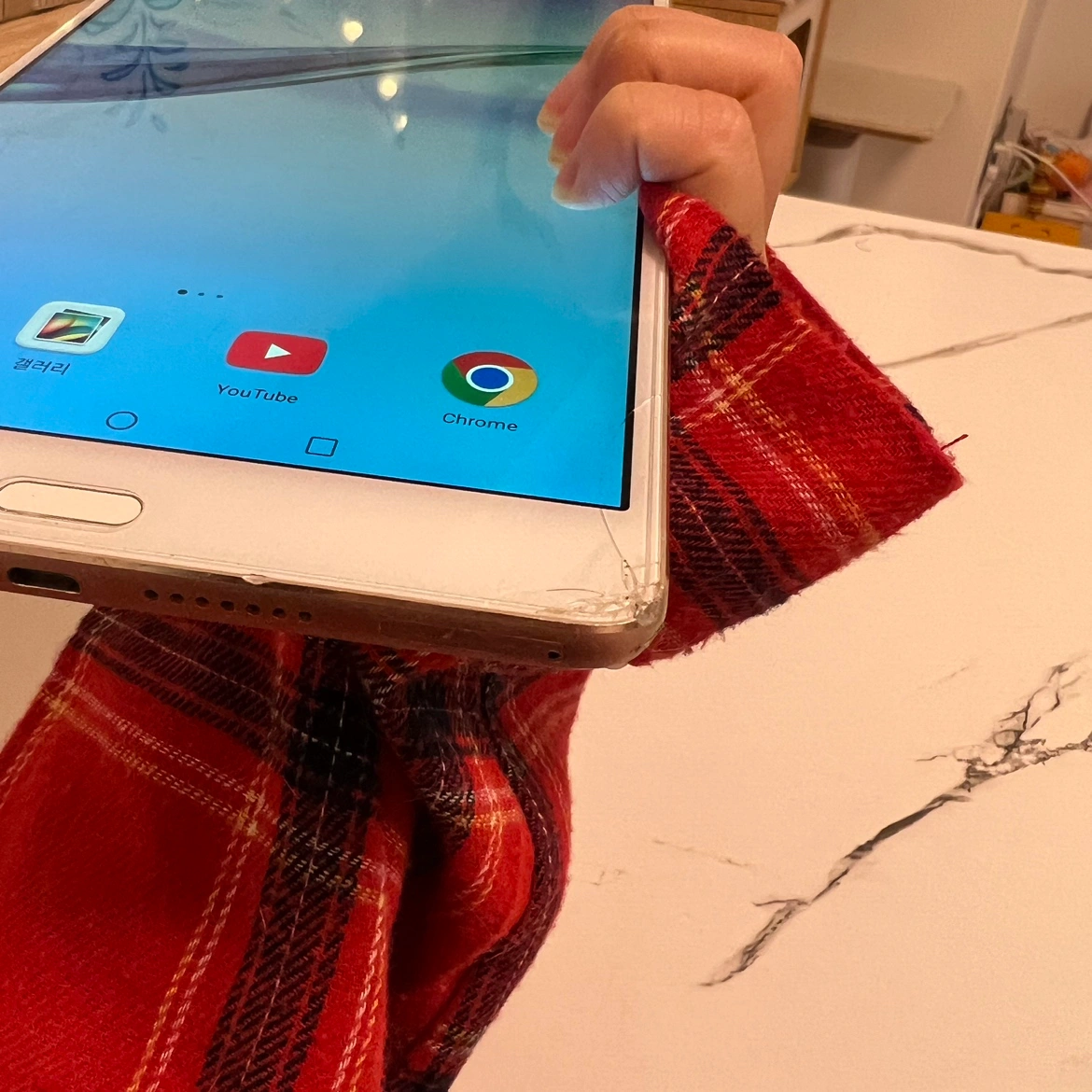 HUAWEI MediaPad M2 タブレット 8.0インチ 32GBの写真9枚目