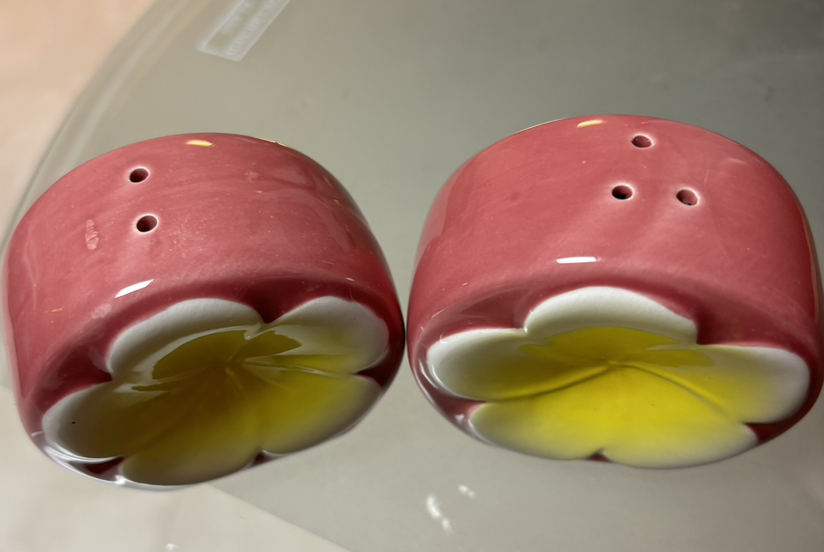 塩コショウの入れ物（陶器）の写真3枚目