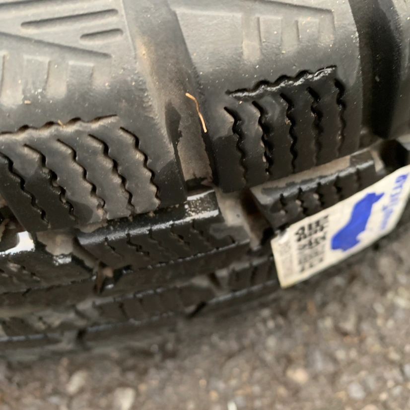 スタッドレス タイヤ 4本 ホイール付 デジタイヤ 185/65R15 88Qの写真8枚目