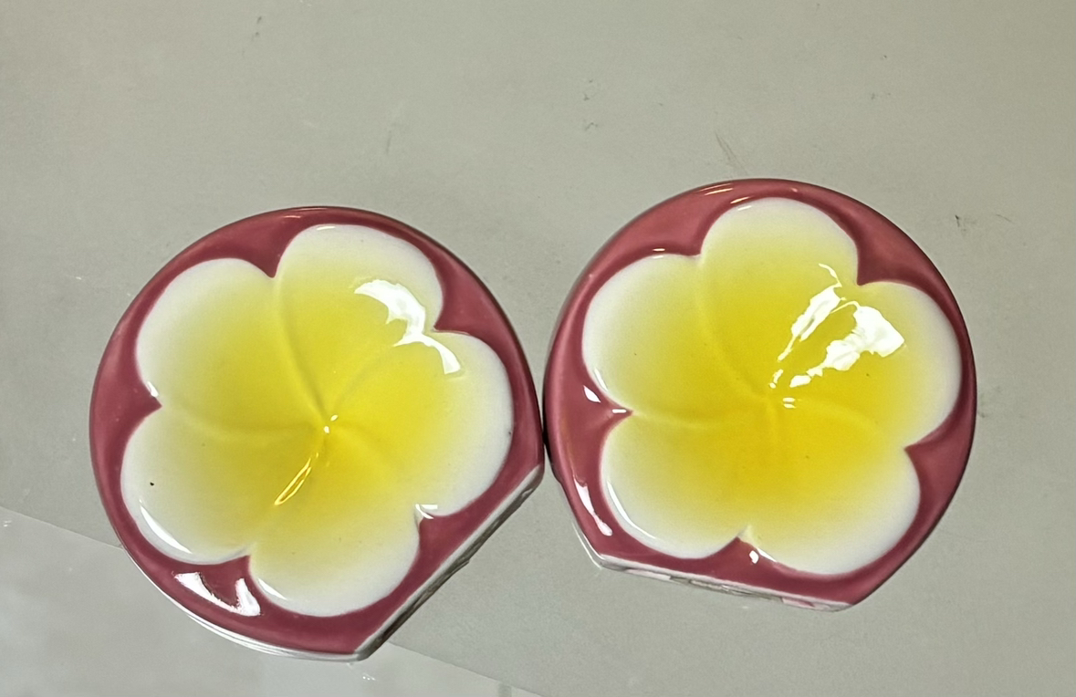 塩コショウの入れ物（陶器）の写真4枚目