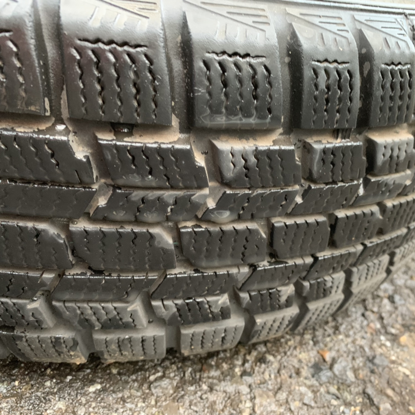 スタッドレス　タイヤ　4本　ホイール付　デジタイヤ　185/65R15 88Qの写真10枚目