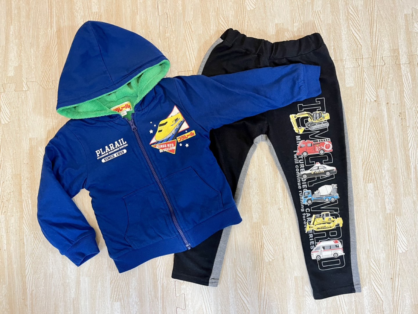 【値下げ】プラレール パーカー & トミカ ズボン 110サイズ