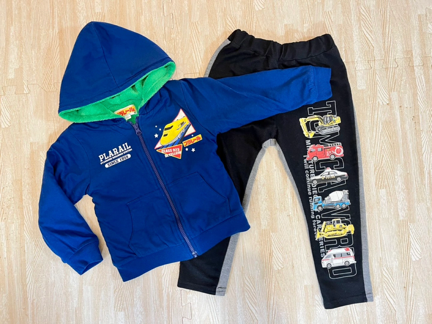 【値下げ】プラレール パーカー & トミカ ズボン 110サイズ