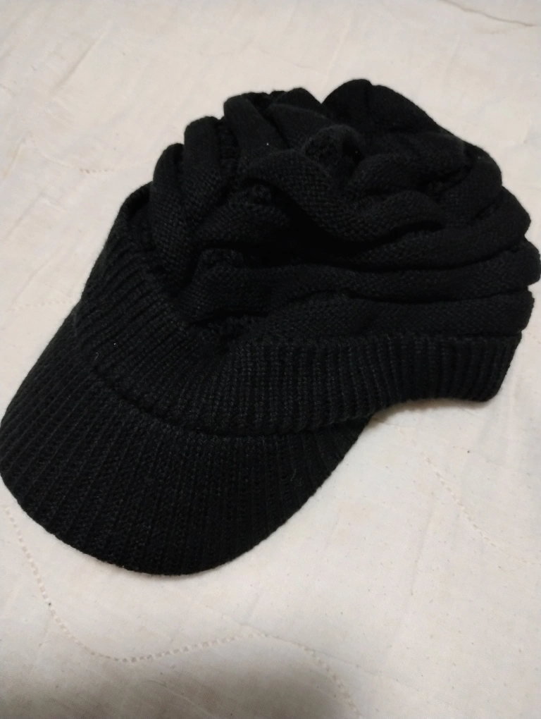 【新品、未使用】ニット帽 ツバ有り フリーサイズ(56〜59cm)の写真5枚目