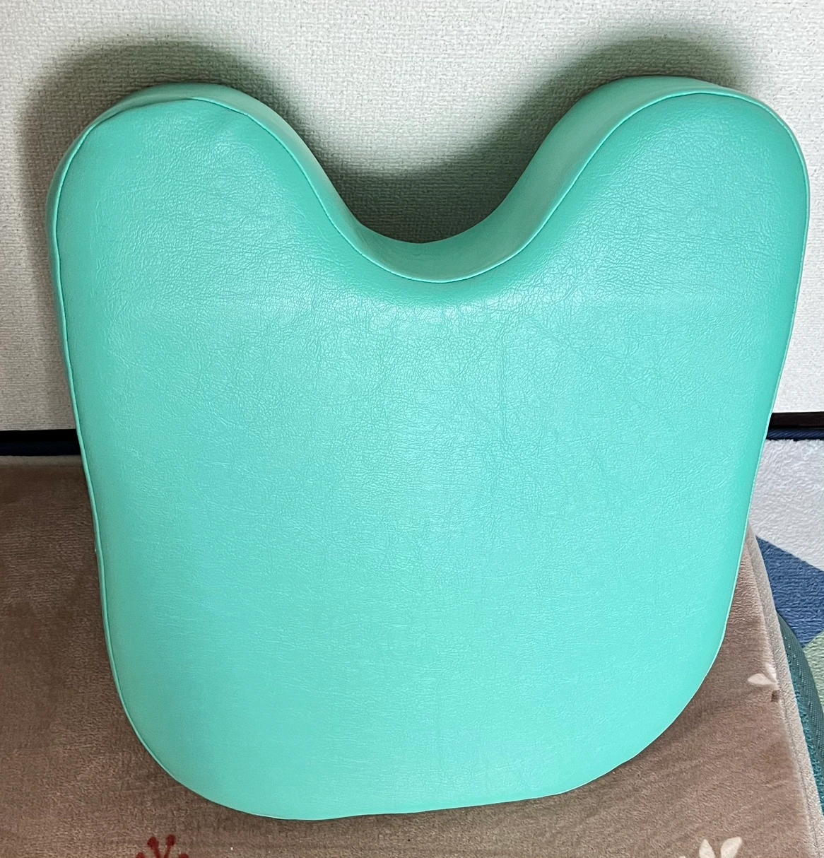 マッサージ枕 うつ伏せ用