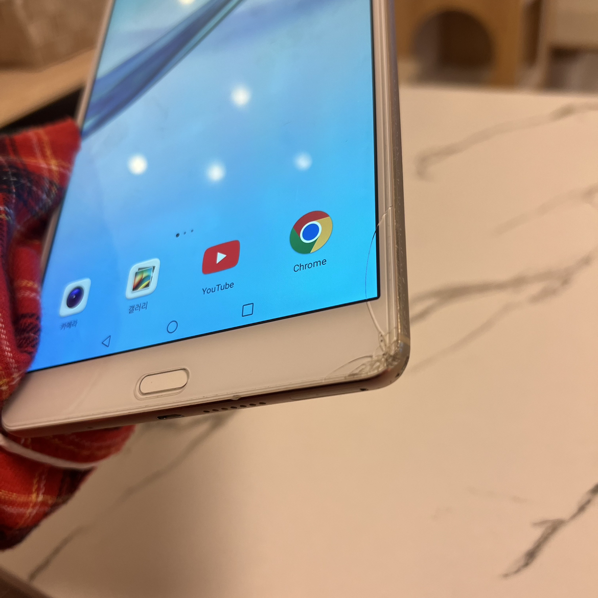 HUAWEI MediaPad M2 タブレット 8.0インチ 32GBの写真3枚目