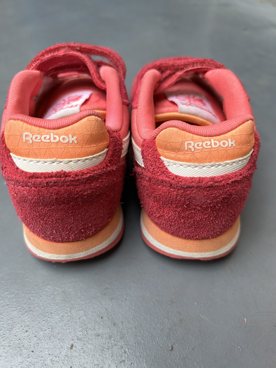 Reebok 14㎝子ども用ピンクシューズの写真2枚目