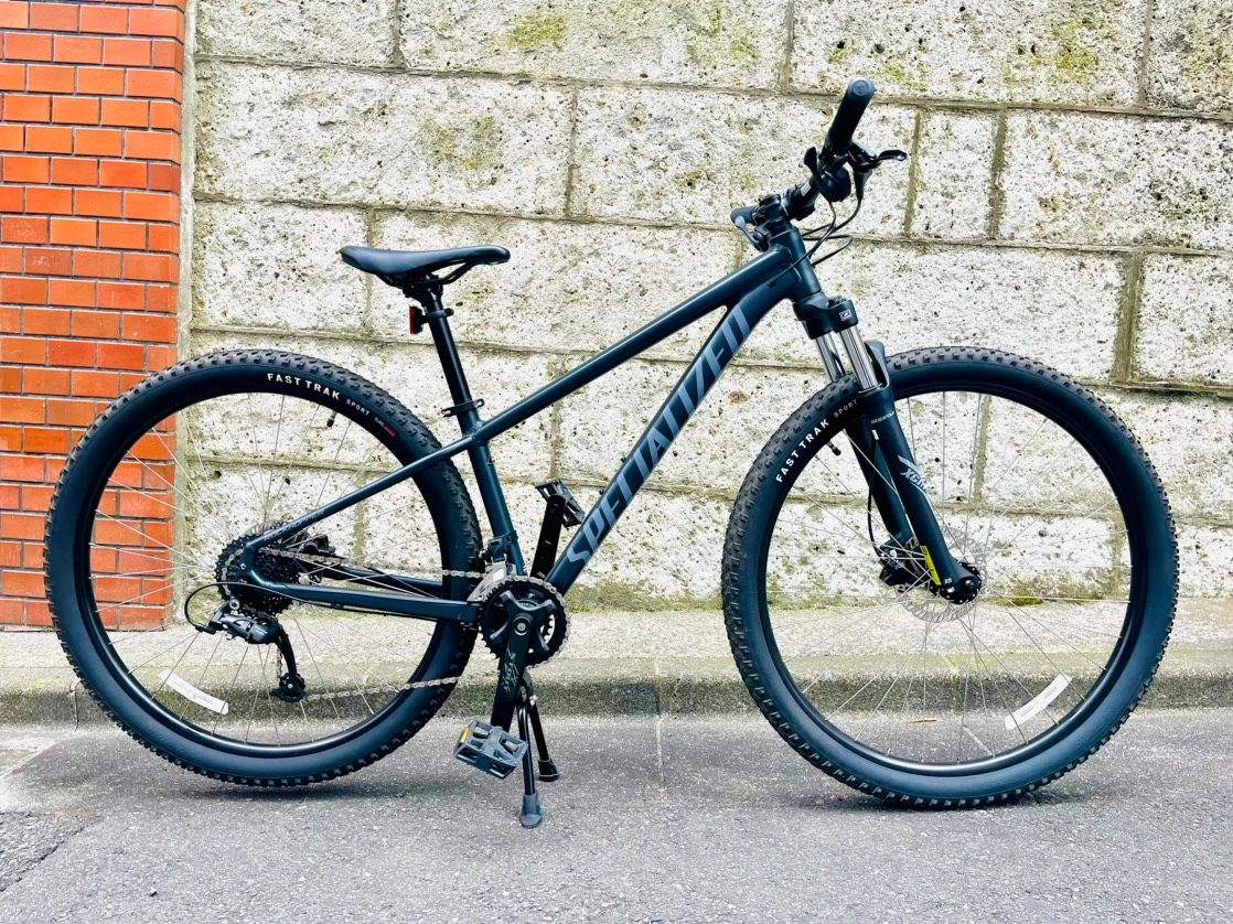 MTB)SPECIALIZED ROCKHOPPER SPORT 29