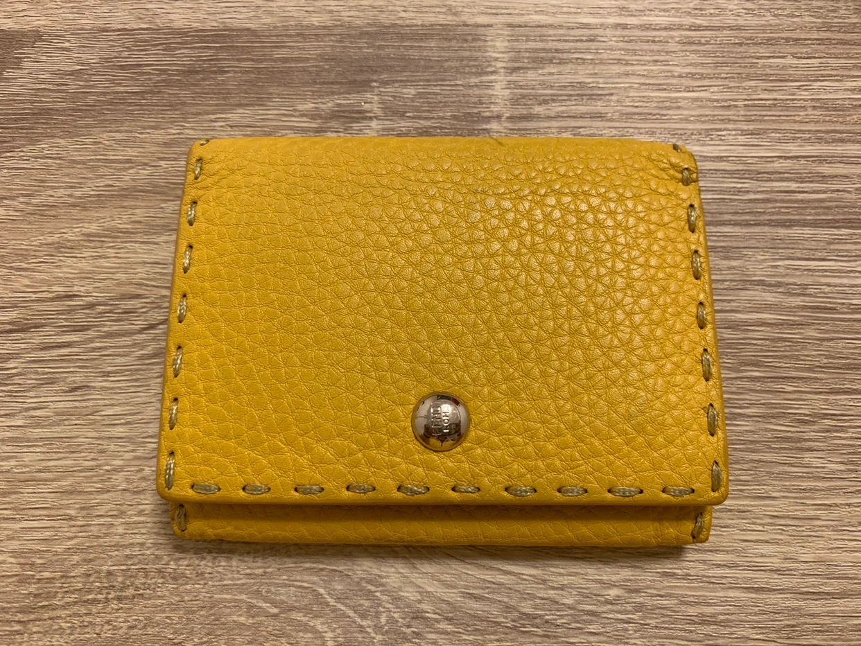 【値下げしました☆】★急募★2/12まで!!! ★FENDI★名刺入れ★