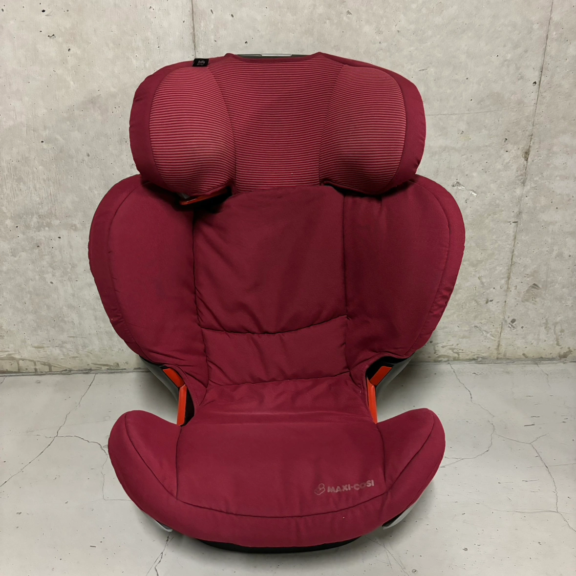 Maxi cosi ISOFIX ジュニアカーシート
