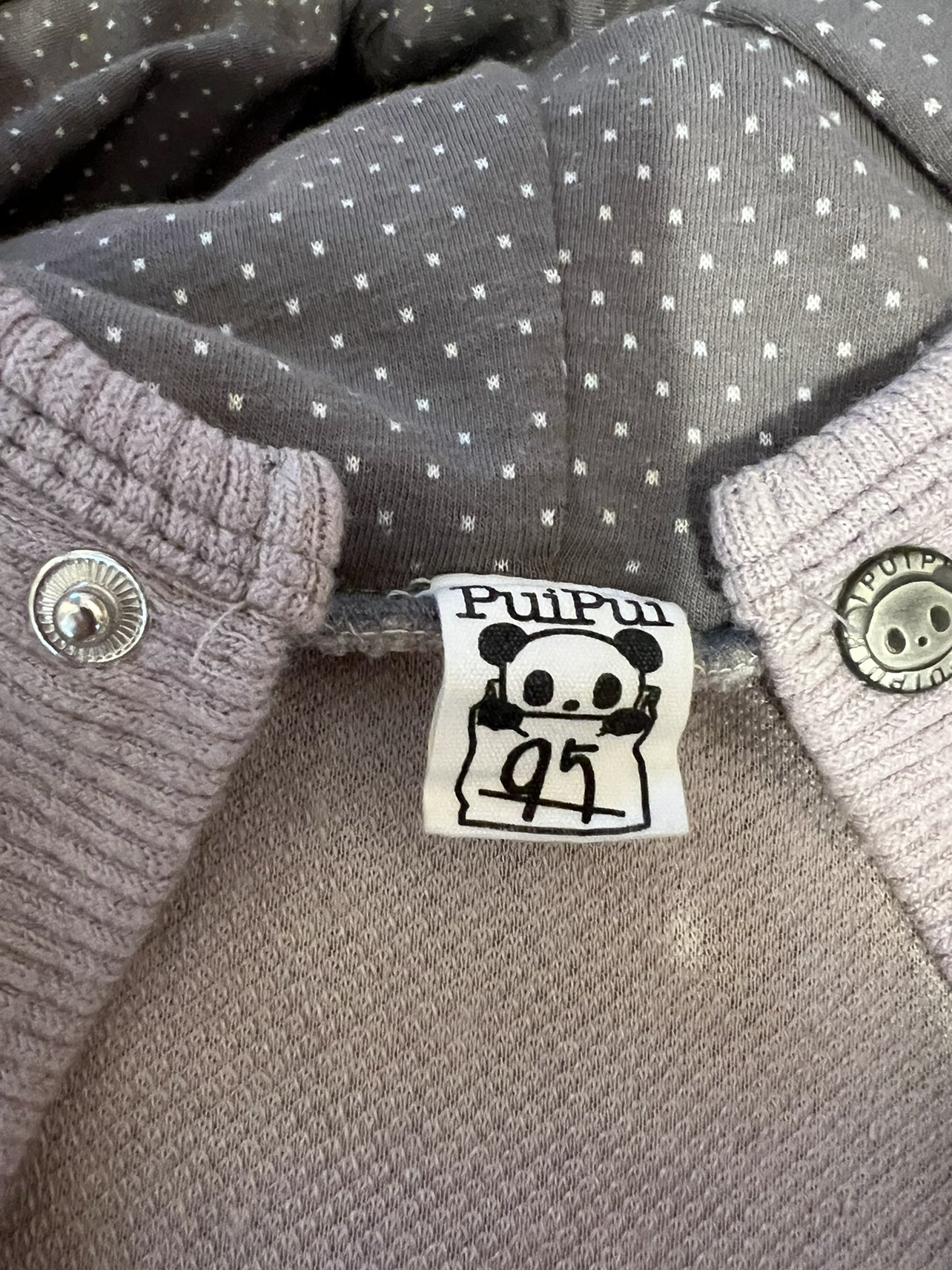 2キッズ　袖なしジャケットフード付き　パンダ　PUIPUIの写真3枚目
