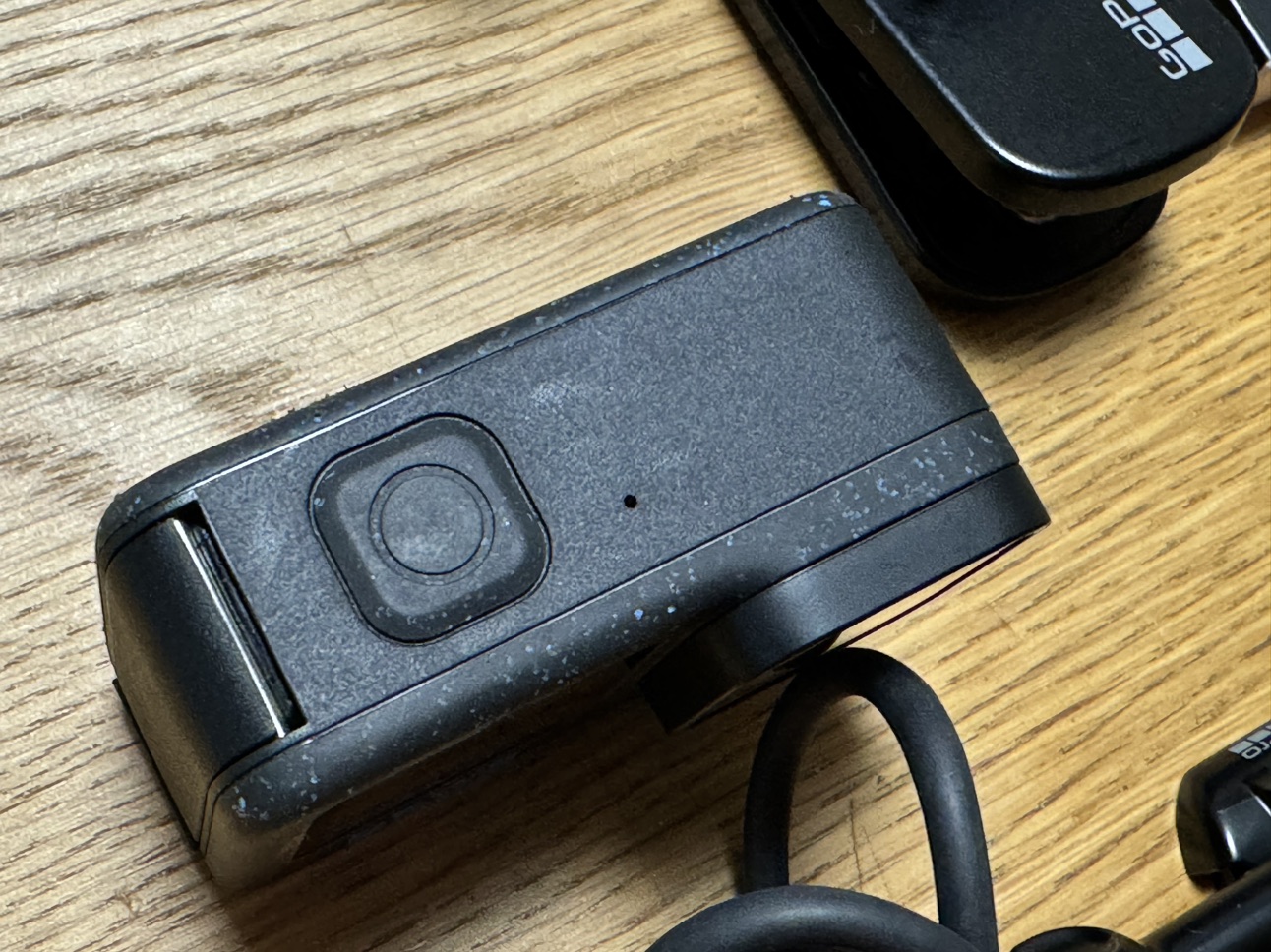 美品GoPro HERO12 Black + 純正フルアクセサリーの写真9枚目
