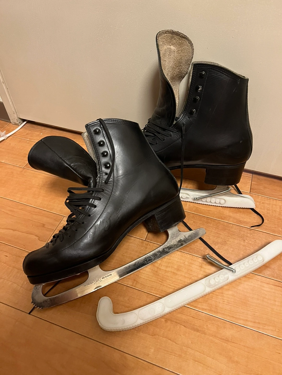 アイススケート靴