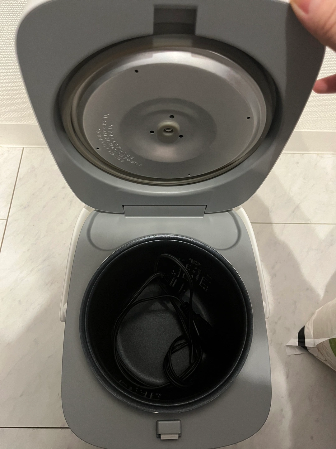 ヤマゼンYAMAZEN炊飯器の写真2枚目