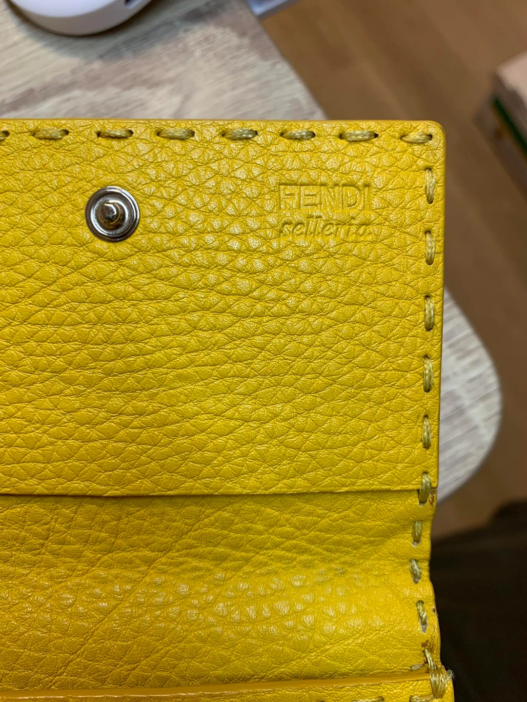 【値下げしました☆】★急募★2/12まで!!! ★FENDI★名刺入れ★の写真3枚目