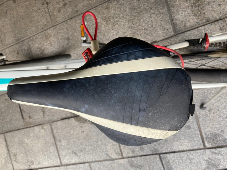 レディースクロスバイク 自転車 中古品の写真6枚目