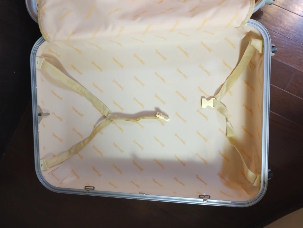 【ジャンク】ハードタイプのスーツケース スポルディングの写真7枚目
