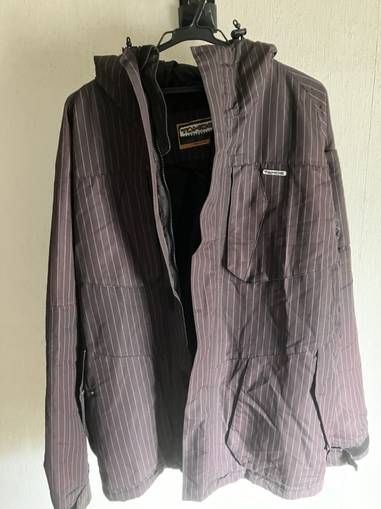 スノーボードジャケットTAHOE JACKETの写真3枚目