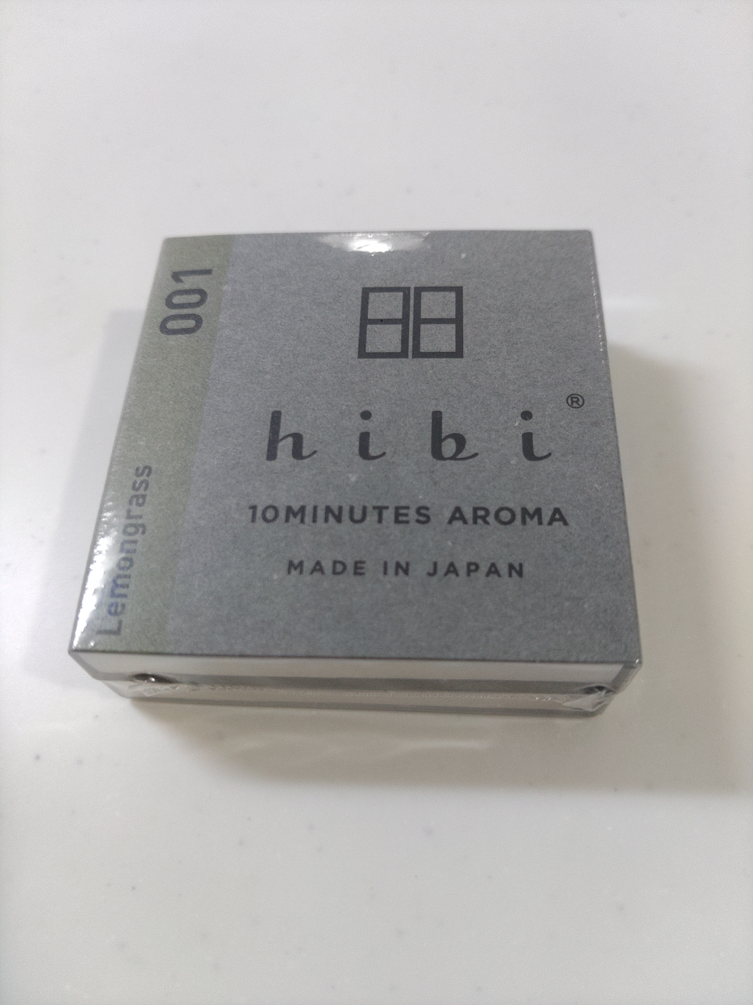 hibi 001  レギュラーボックス レモングラス (8本入り) レギュラーボックス+専用マット