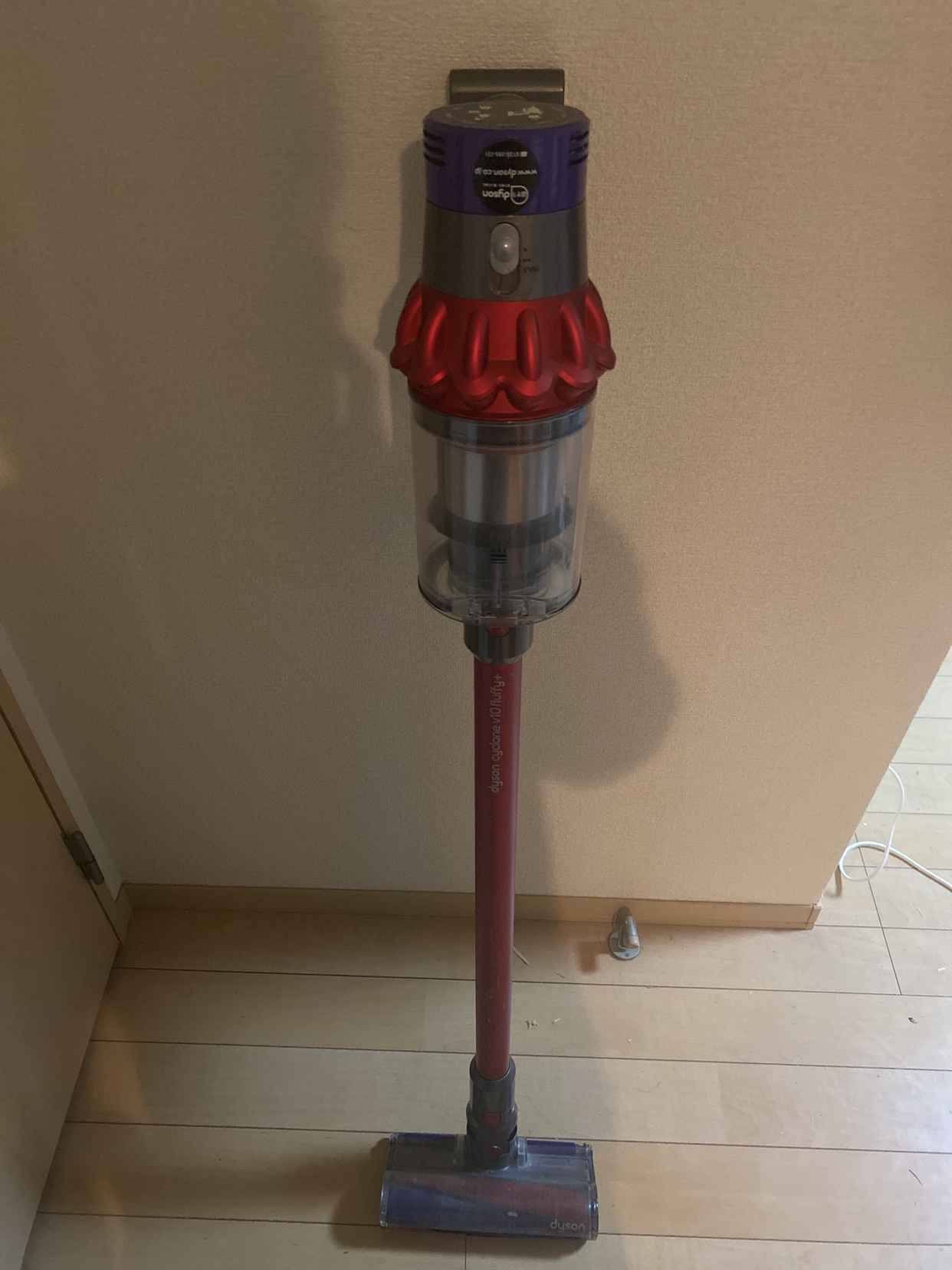 ダイソン Dyson Cyclone V10 Fluffy＋ SV12 FF LF