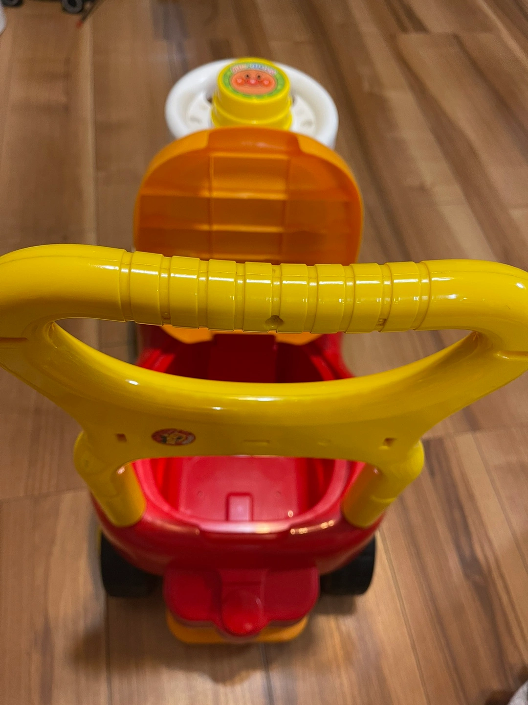 アンパンマン じゃかじゃか消防車 1.5歳~5歳の写真3枚目