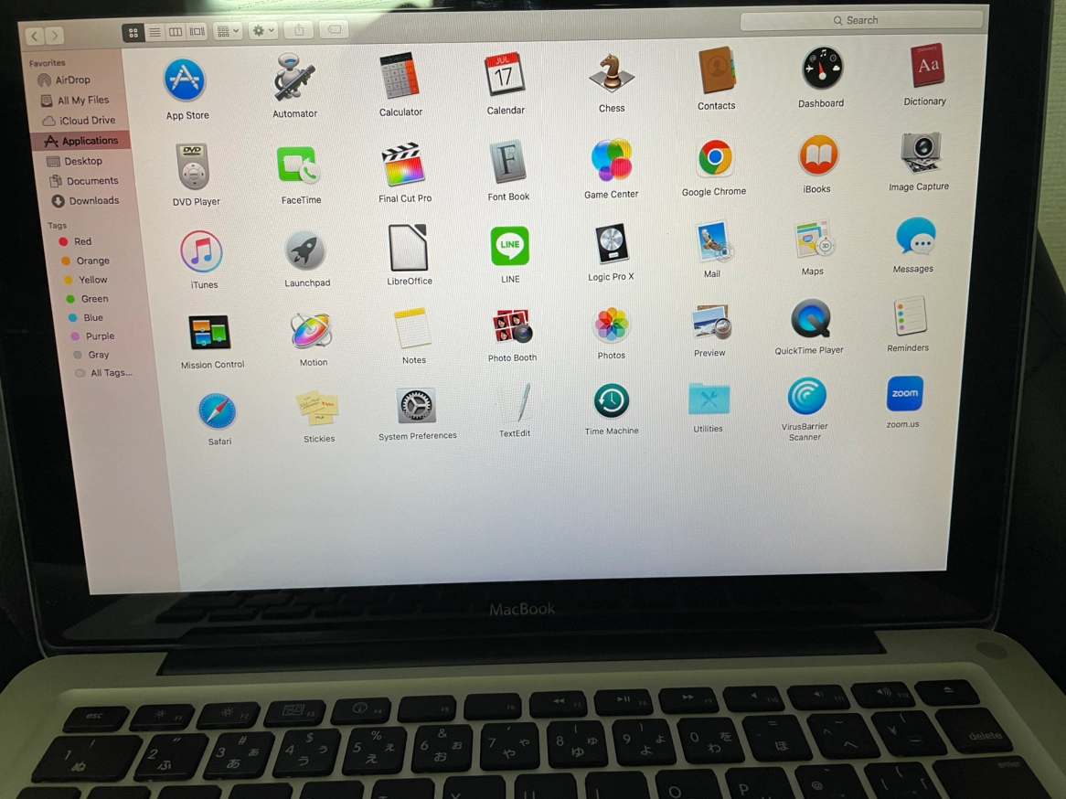 大人気! MacBook /office, zoom /高速SSDの写真5枚目