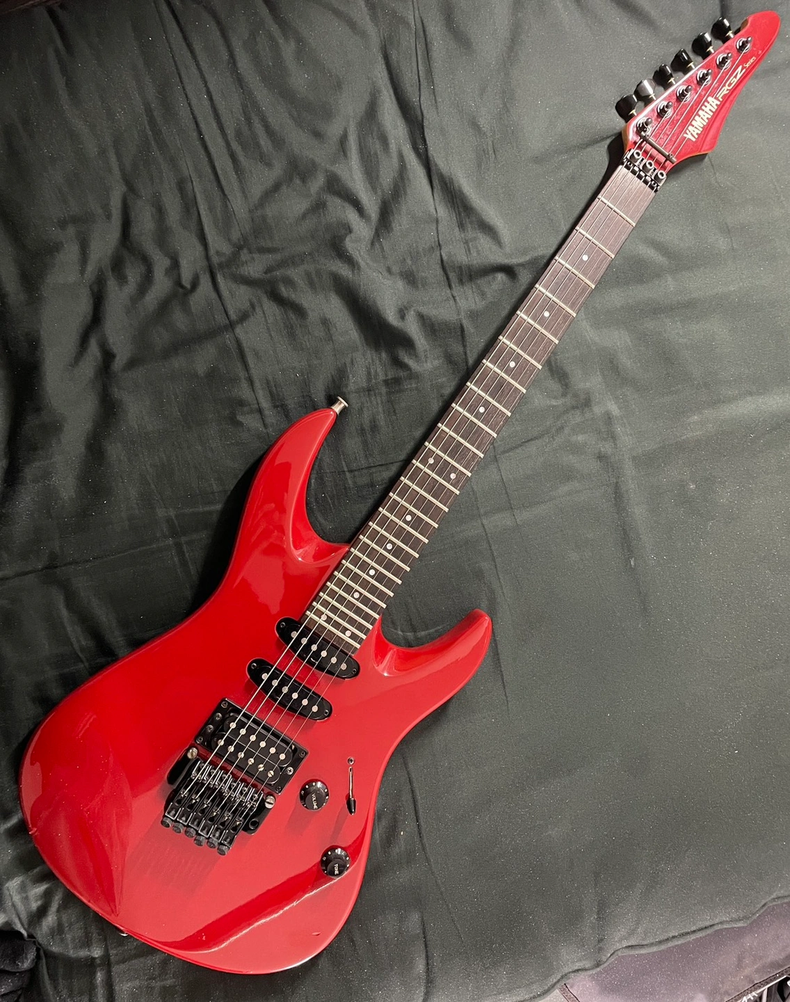 YAMAHA RGZ RED エレキギター 電気系統異常なし ROCK'N MAGIC PRO搭載モデル アーム欠品