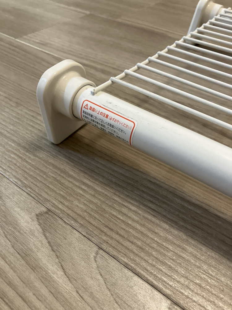 突っ張り棚の写真2枚目