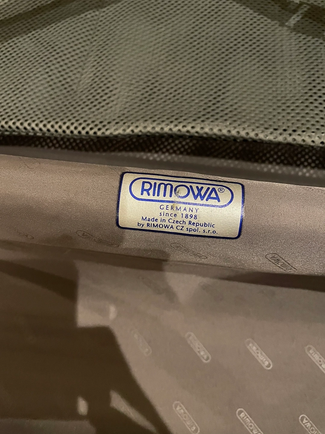 Rimowa salsa スーツケース 60Lの写真6枚目