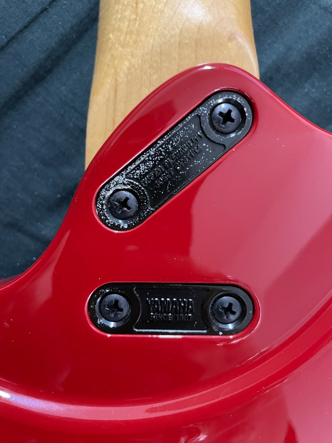 YAMAHA RGZ RED エレキギター 電気系統異常なし ROCK'N MAGIC PRO搭載モデル アーム欠品の写真3枚目