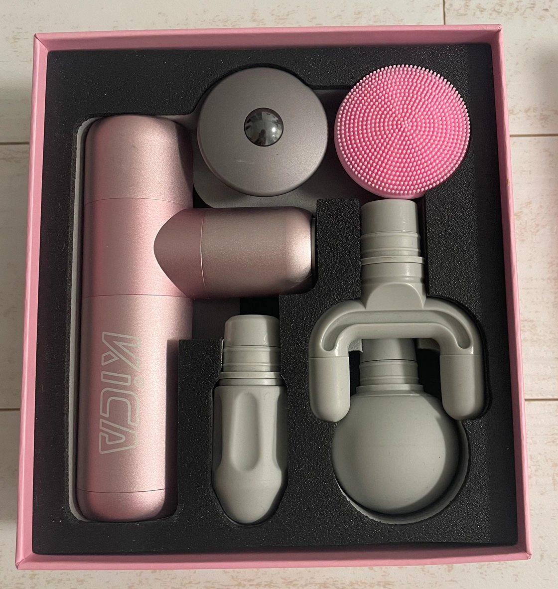 ほぼ新品 KiCAMINI MASSAGE DEVICE