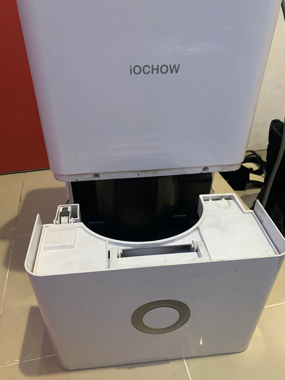 iOCHOW 除湿機 除湿器 衣類乾燥機 除湿量27L/日 衣類 乾燥機 乾燥 木造35畳・鉄筋45畳までの写真4枚目