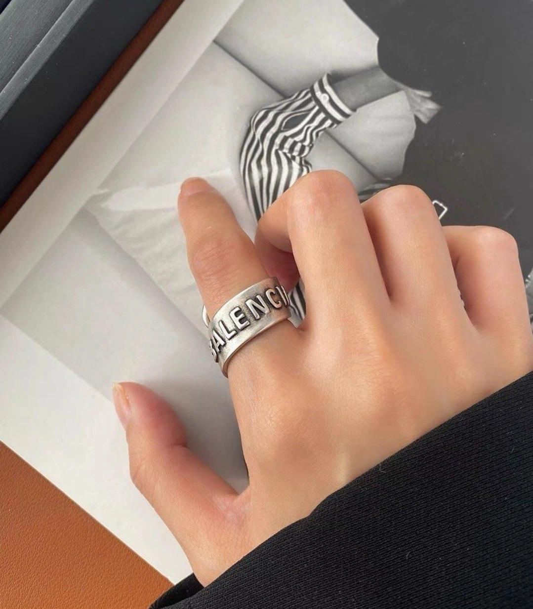 BALENCIAGA Silver Gourmette Ringの写真5枚目