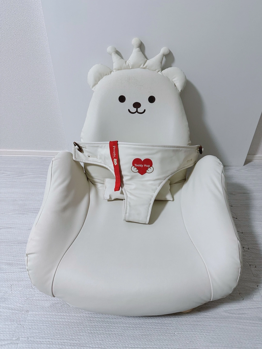 受け渡し待ちのため受付終了 テディハグ プティ オフホワイト ベビーチェア