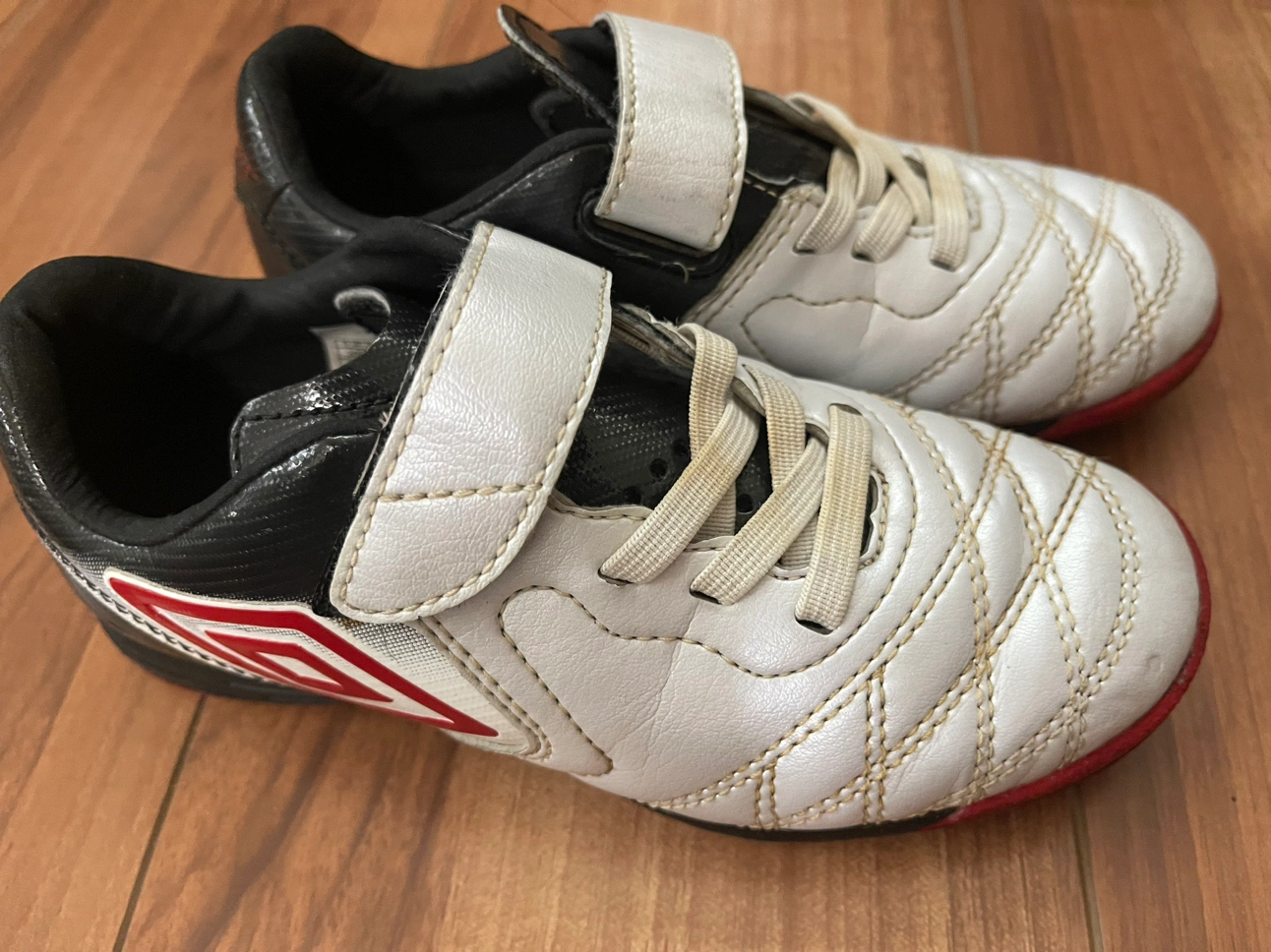 アンブロ フットサルシューズ17cm