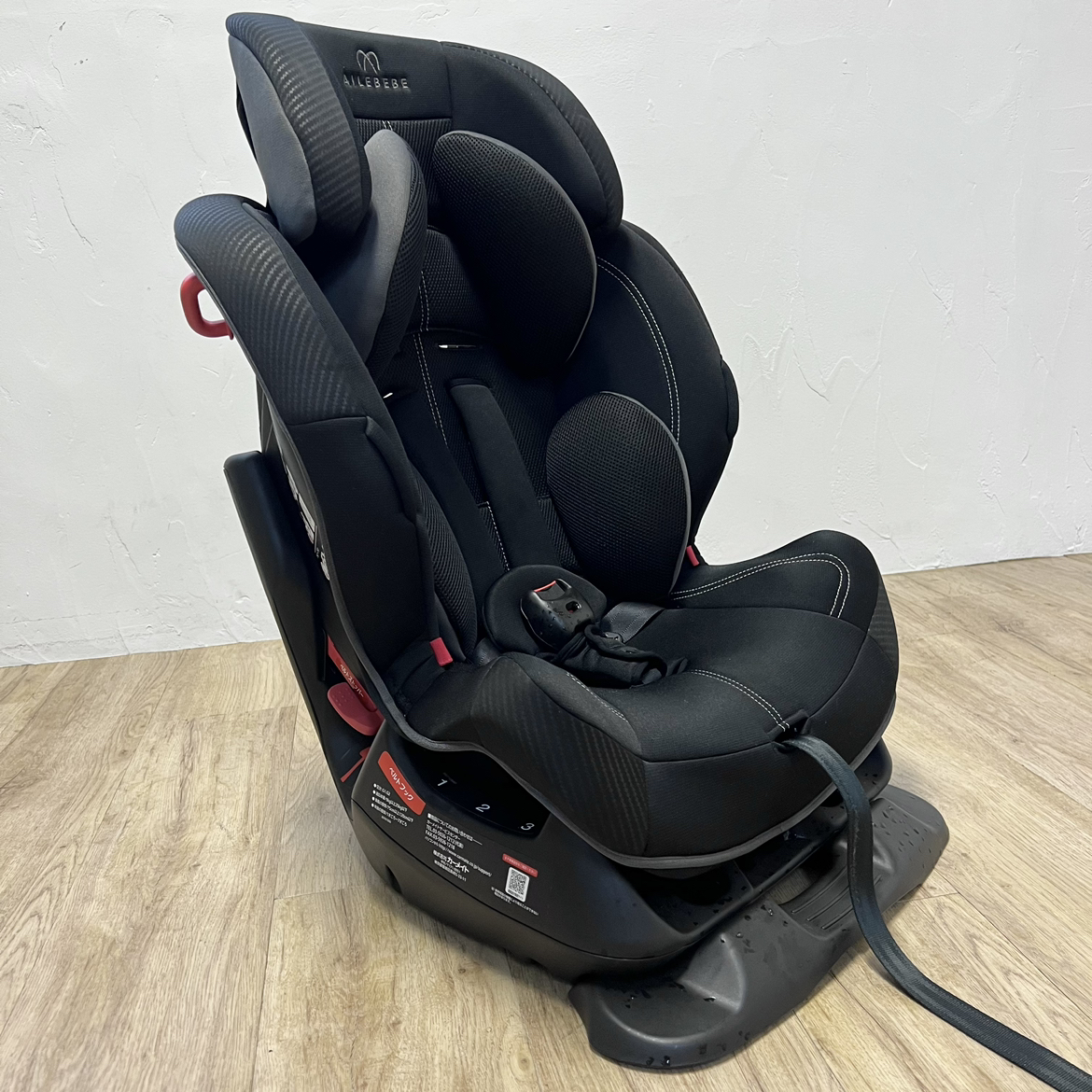 エールべべ スイングムーン プレミアムS チャイルドシート