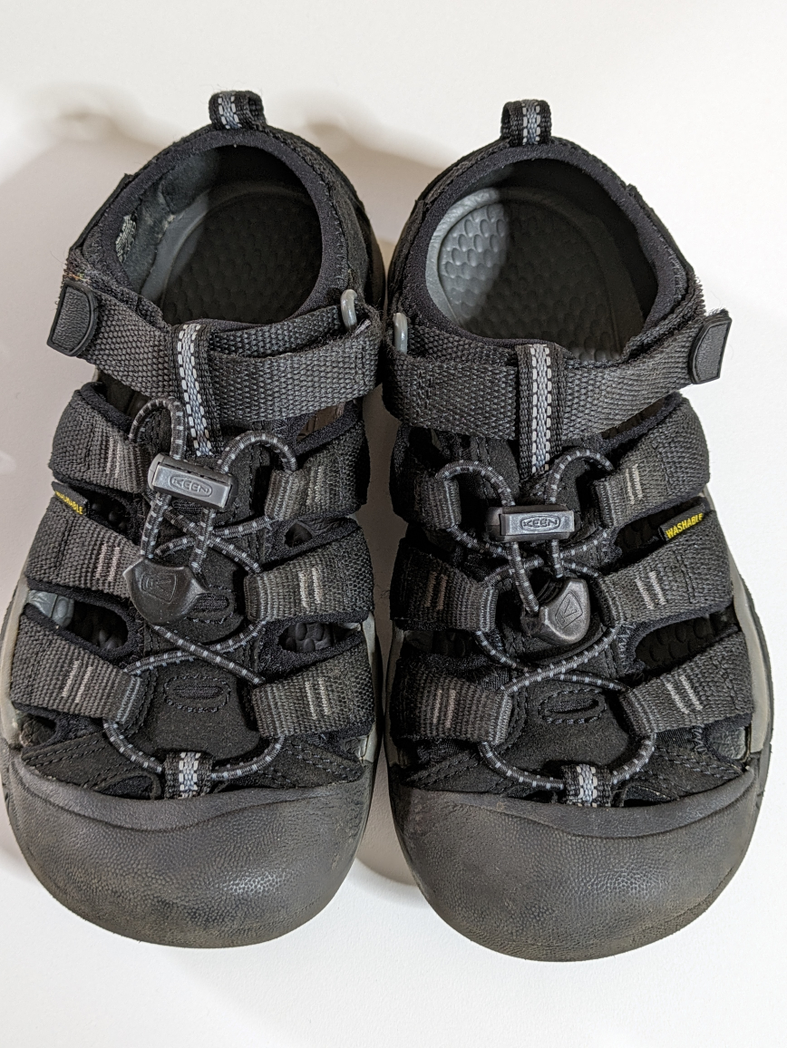 21cm KEEN ニューポートエイチツーサンダル
