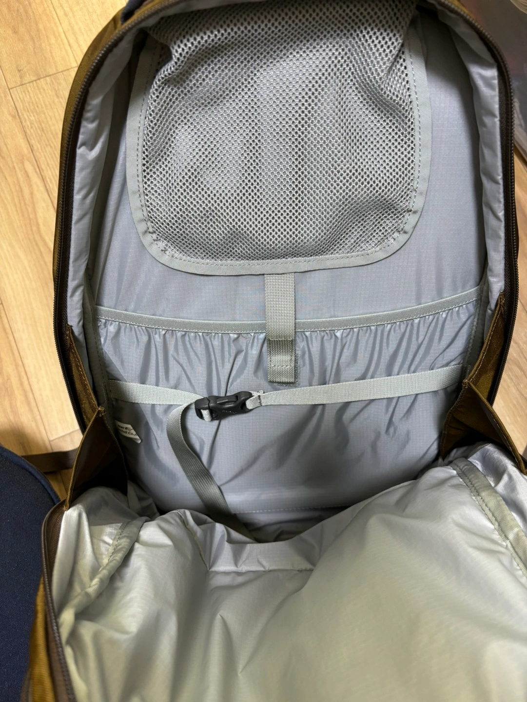montbell モンベル 20L OWL PACK リュックの写真4枚目