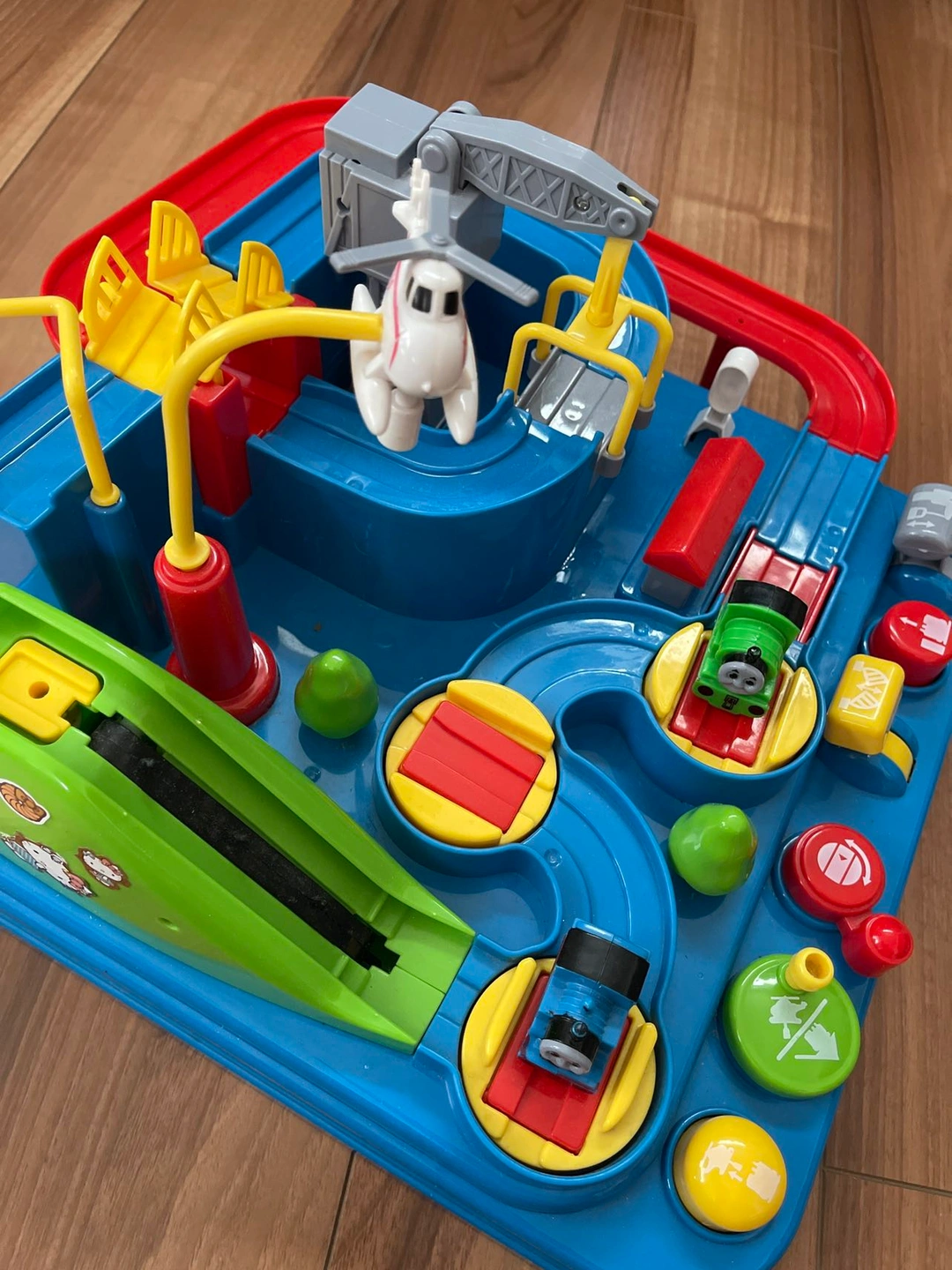 トーマス レッツゴー大冒険! おまけのパズルつけの写真2枚目