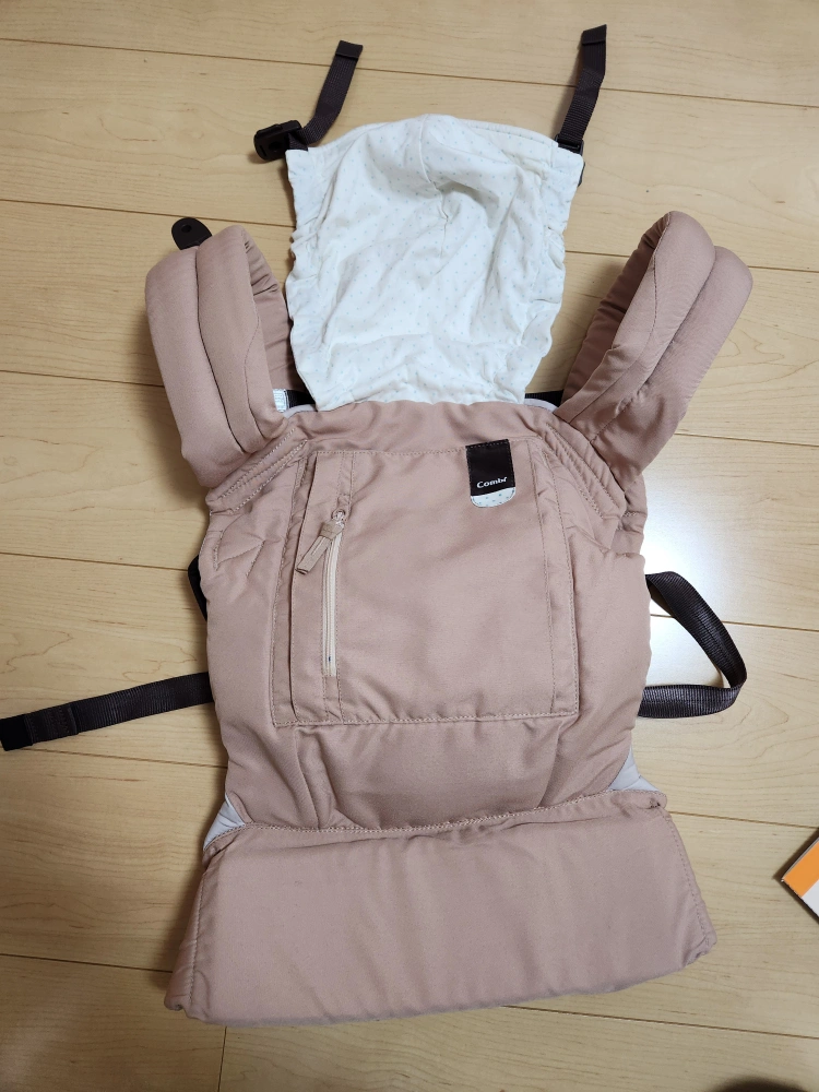 Combiジョイン抱っこひも+インファントシートの写真2枚目