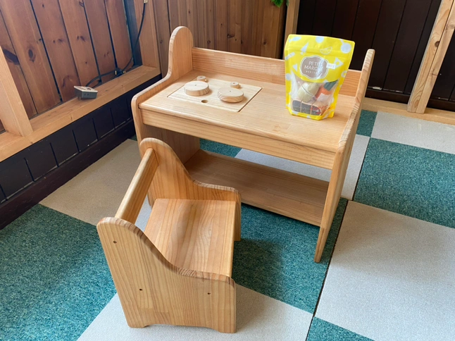 おままごとキッチンテーブル&キッズチェア 木製