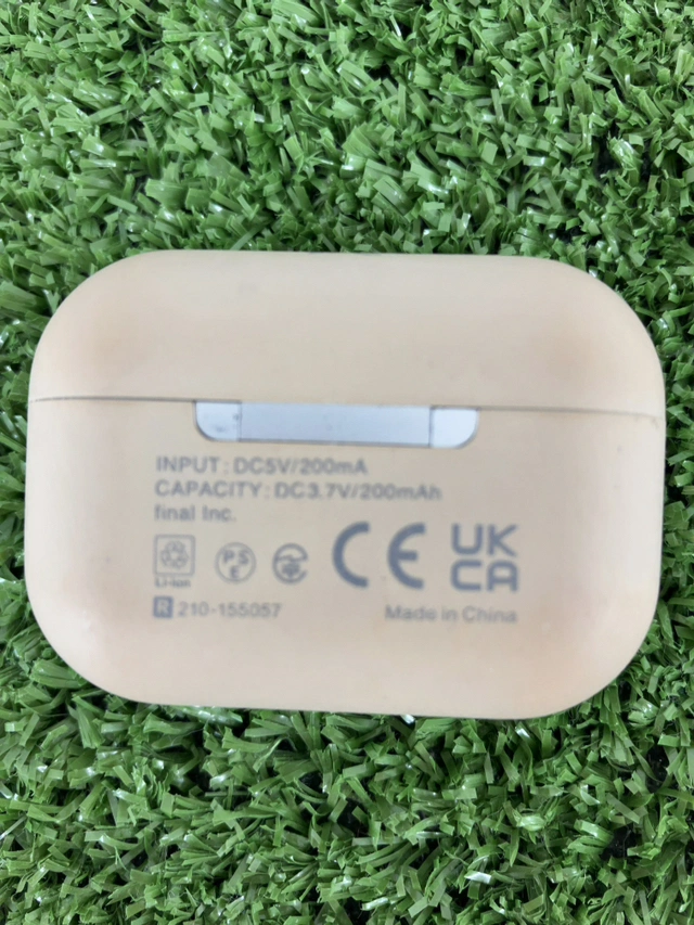 【ジャンク品】 ワイヤレスイヤホンケース