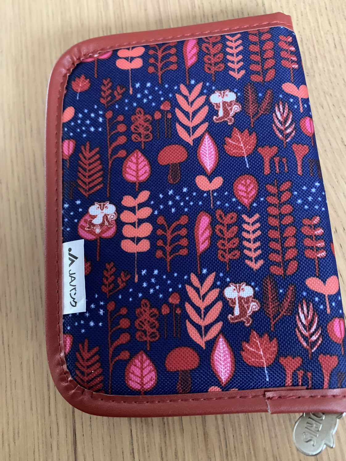 新品⭐︎kippis ✖️CHORIS コラボのマルチケースの写真3枚目