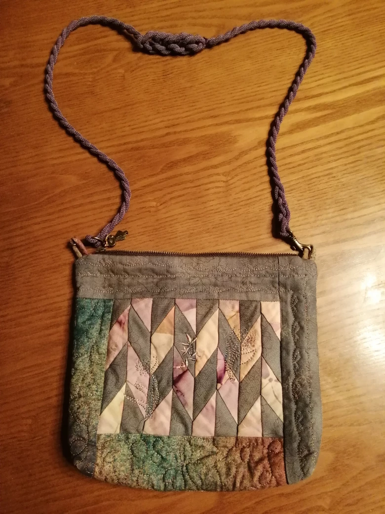 ｢値下げ！｣パッチワークポシェット(ハンドメイド)