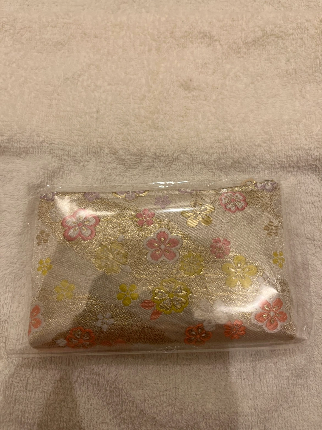 小さい小物入れ