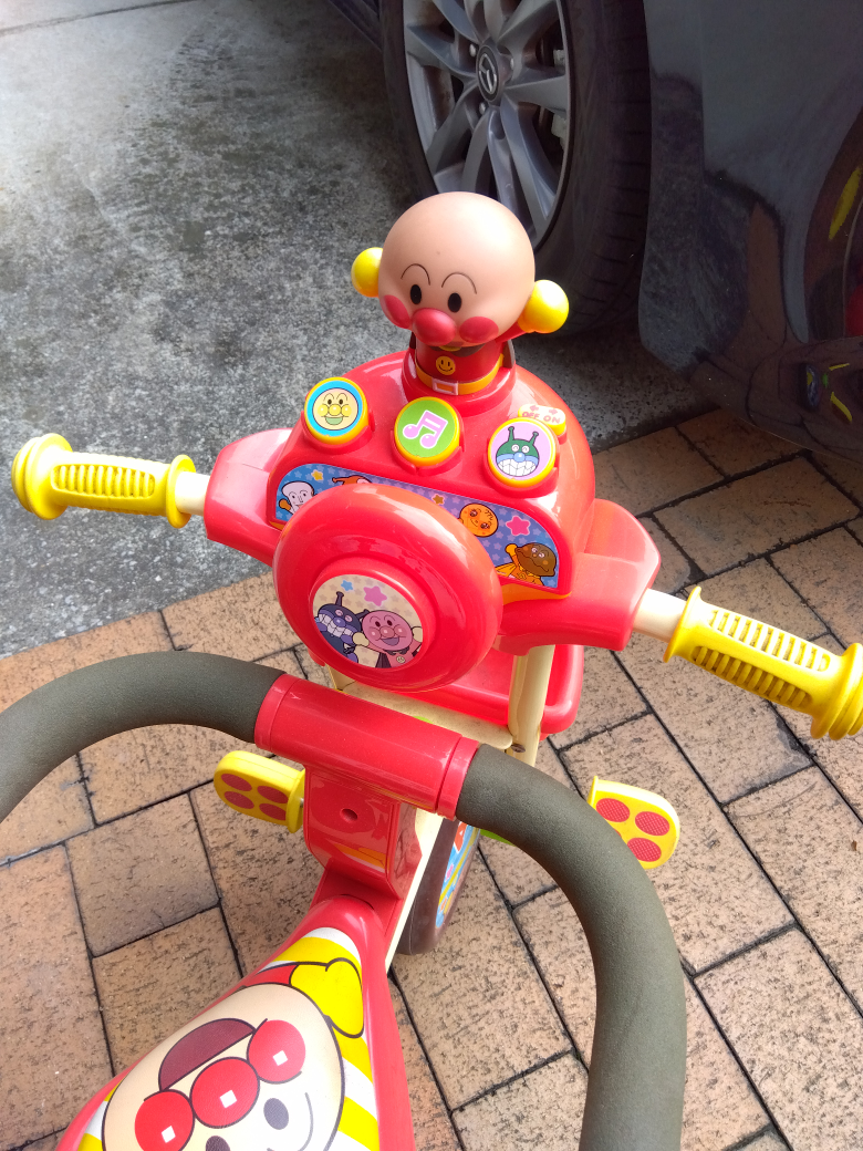 アンパンマンの三輪車の写真2枚目